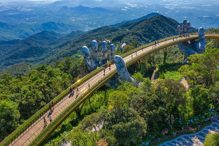 Excursão de dia inteiro de Ba Na Hills - Golden Bridge | Horários de início flexíveis