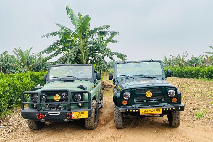 Hanoi Food and Culture Sightseeing Army Jeep Tour