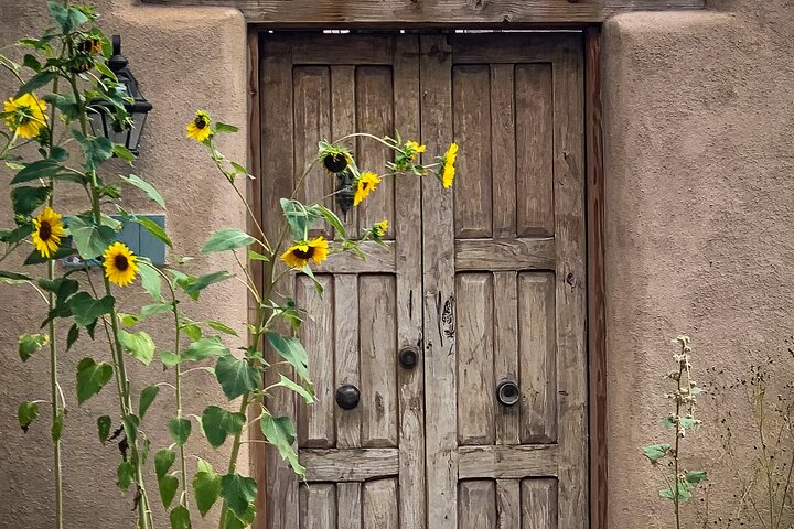 Tour a pie por la historia de Santa Fe para grupos pequeños
