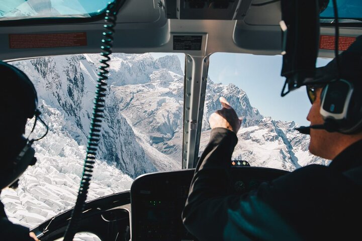 25-minuters helikopterflyg inklusive en alpin landning