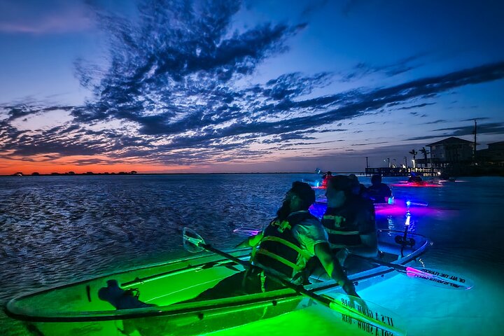Vakantiewoningen in de buurt van GlowRow Glowing Kayak Tour Rockport