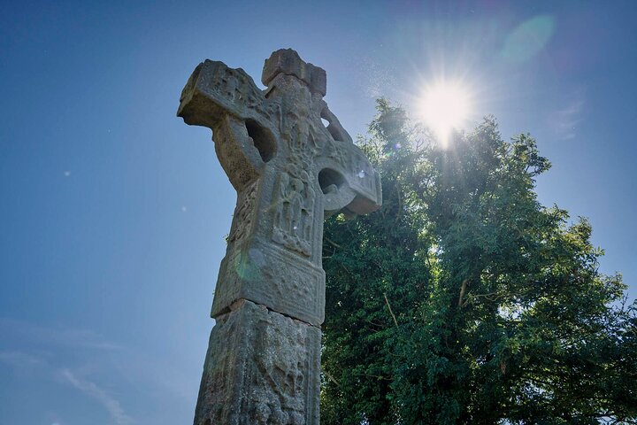 Privérondleiding door Galway op het kerkhof van Clifden Church