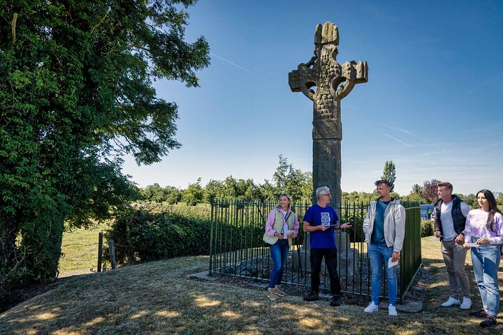 Privérondleiding door Galway op het kerkhof van Clifden Church