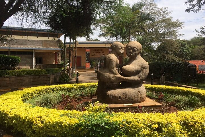 Nairobi Museum, KICC Toren, Kobe Kralen, Bomas Culturele Dansen