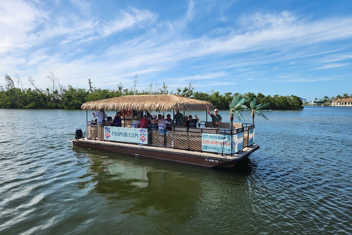 2 Stunden Tiki Pub Sensationelle Delfin Sunset Cruise (nur Erwachsene)