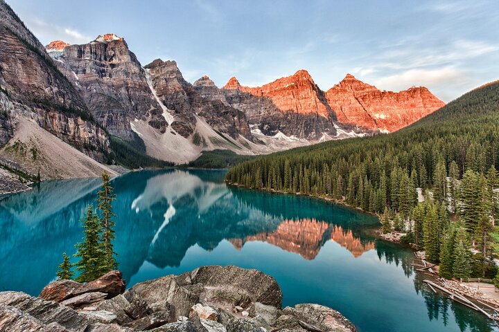 Moraine Lake Sunrise (2,5 horas) & Lake Louise (2 horas) de Canmore/Banff