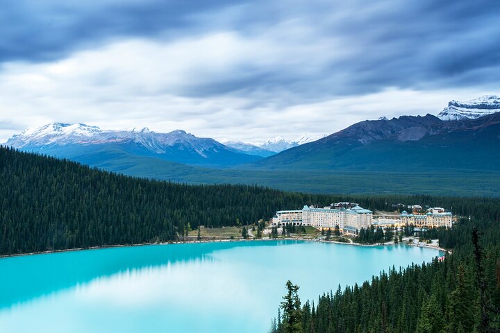 Moraine Lake Sunrise (2,5 horas) & Lake Louise (2 horas) de Canmore/Banff