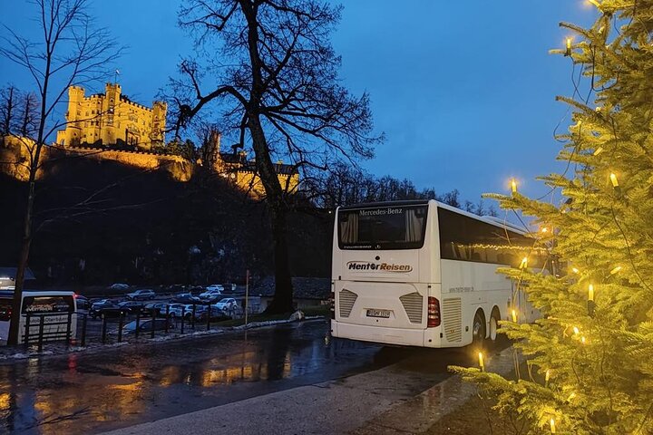 Gita di un giorno VIP Neuschwanstein, Linderhof e Grotta da Monaco di Baviera