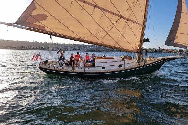 San Diego Segeln Sonnenuntergang und Nachmittag Klassische Yacht