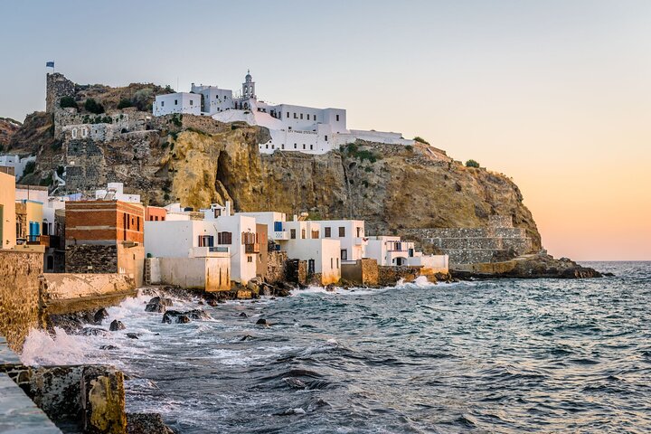Descubra Nisyros y pase un día en el paraíso del Egeo