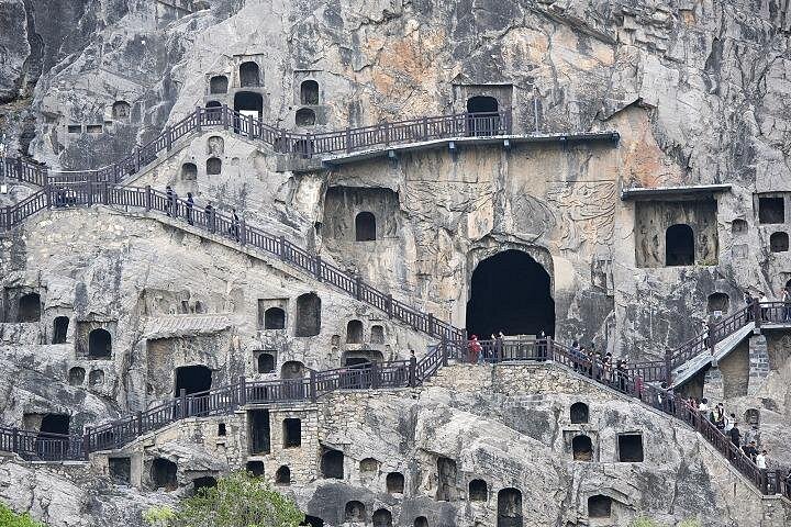Private Luoyang Longmen Grottoes & Shaolin Temple Day Tour fra Luoyang