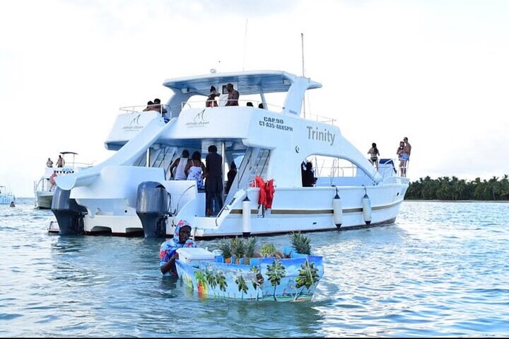 Punta Cana Hip Hop Party Boat Adults Only Live DJ & Open Bar