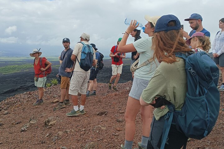 Wandeltocht naar de Sierra Negra-vulkaan en de Chico-vulkaan vanaf het eiland Isabela