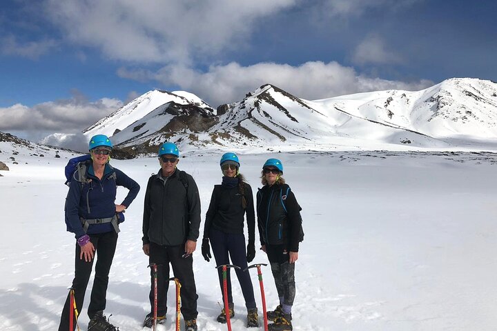Passeggiata di gruppo guidata premium del Tongariro Crossing
