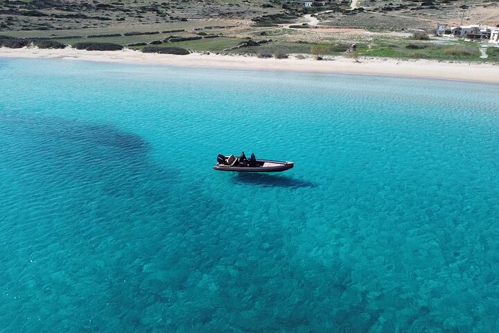 Private ganztägige Bootstour : Entdecken Sie versteckte Juwelen rund um Paros