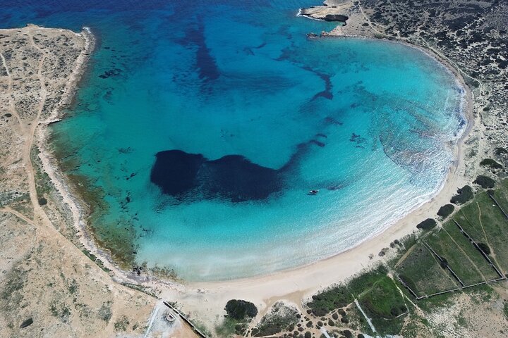 Private ganztägige Bootstour : Entdecken Sie versteckte Juwelen rund um Paros