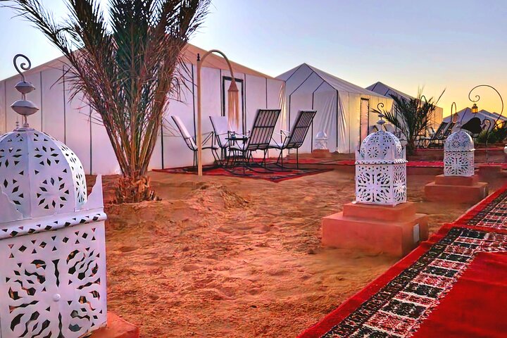 Övernattningsupplevelse från Merzouga i Dunes of Erg Chebbi