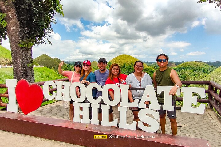 Hoteller i nærheden af Tarsier, Waterfalls & Chocolate Hills Tour