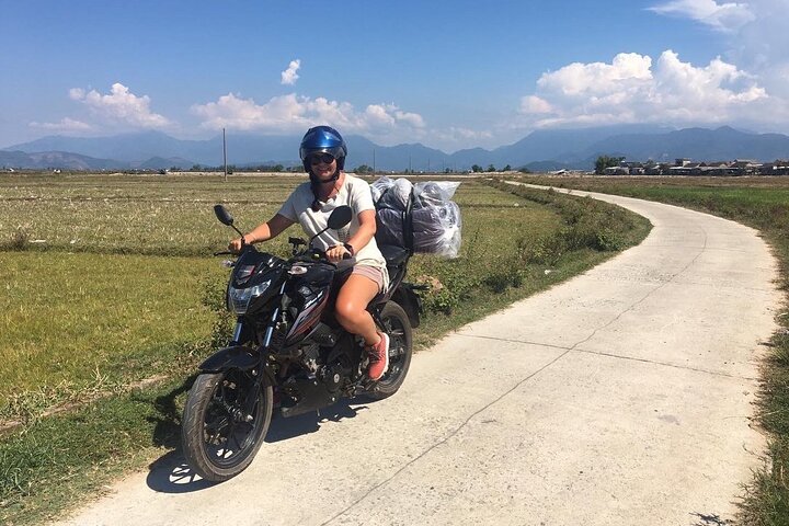 Hoi An Cotu etniske minoriteter landsbyer Ho Chi Minh Trail .Mr phu