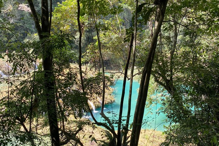 Ontdek de paradijselijke Semuc Champey + Kanba-grotten - Tour vanuit Cobán