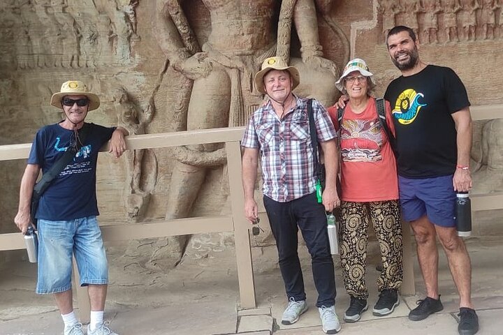 Sanchi Stupas & Udaygiri Caves Dagstur fra Bhopal
