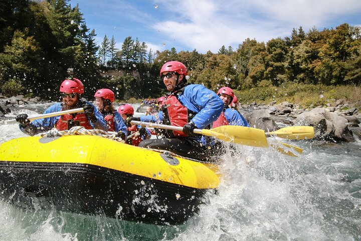 Tongariro-sensatie: wildwaterraftingavontuur klasse 3