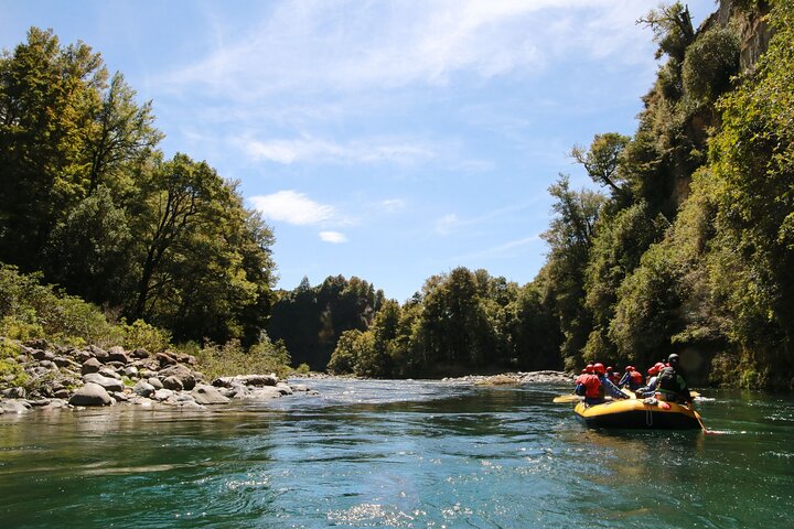 Tongariro-sensatie: wildwaterraftingavontuur klasse 3
