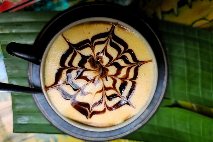 Hanoi Food and Culture Sightseeing Army Jeep Tour