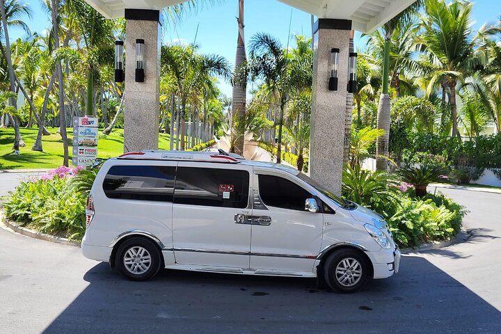 Privétransfer tussen Santo Domingo Airport en Punta Cana