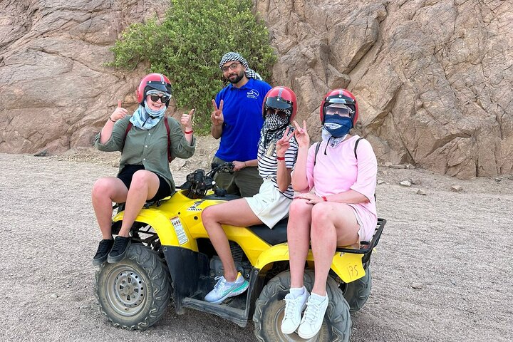 Hoteller i nærheden af Marsa Alam Sunset Quad Safari med Camel Ride