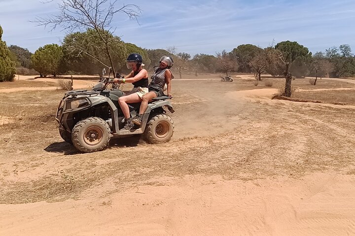 Albufeira 1,5 horas Tour todoterreno Tour de aventura en quad