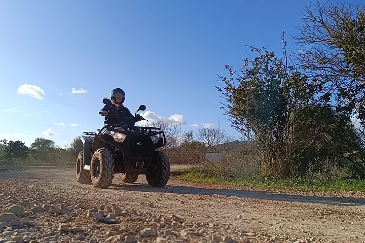 Albufeira 1,5 horas Tour todoterreno Tour de aventura en quad