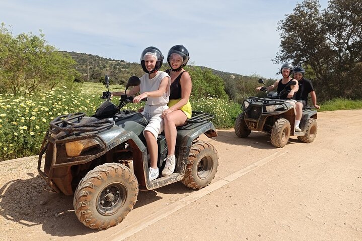 Albufeira 1,5 horas Tour todoterreno Tour de aventura en quad