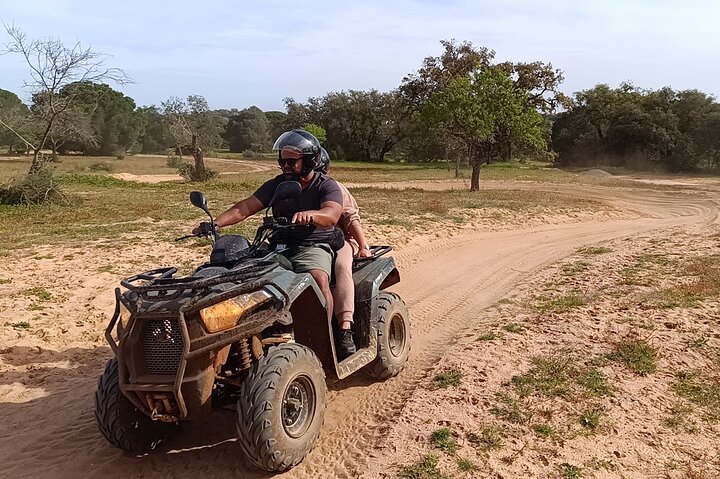 Albufeira 1,5 horas Tour todoterreno Tour de aventura en quad