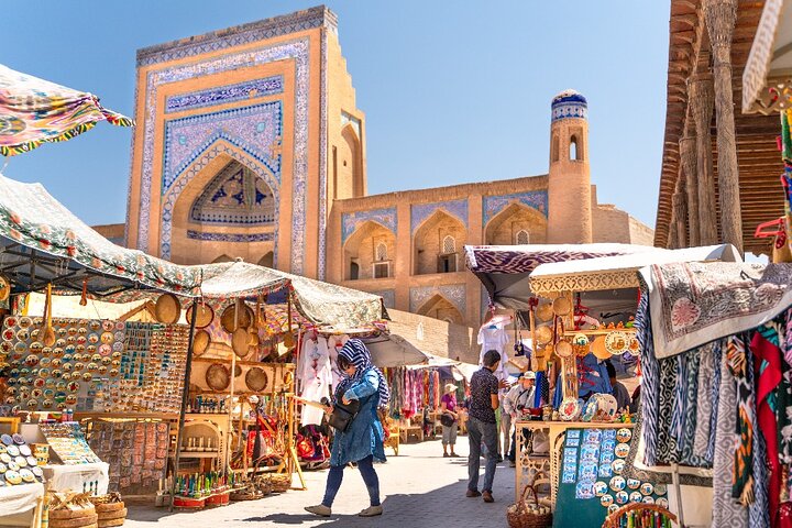 Bukhara Old Town Begeleide Tour met 16 iconische haltes