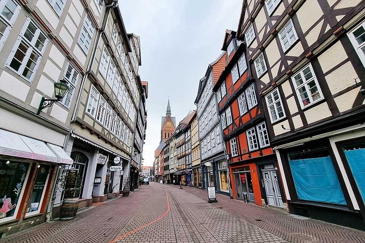 Private audio book city rally in the old town of Hanover