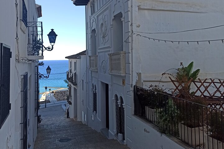 Ausflug nach Guadalest, Altea und Eintritt in die Fuentes del Algar