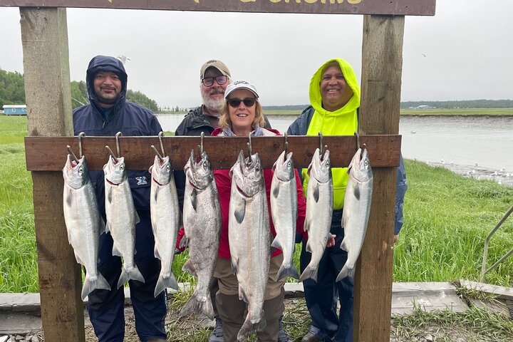 Mezza giornata di pesca al salmone in Alaska nella penisola di Kenai