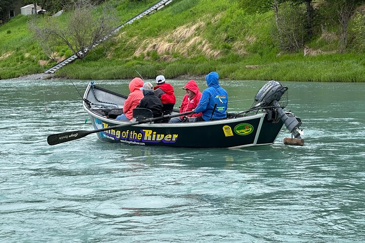 Mezza giornata di pesca al salmone in Alaska nella penisola di Kenai