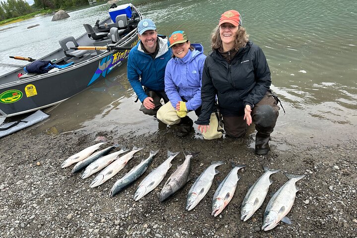 Mezza giornata di pesca al salmone in Alaska nella penisola di Kenai
