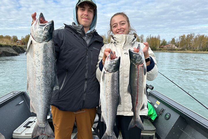 Mezza giornata di pesca al salmone in Alaska nella penisola di Kenai