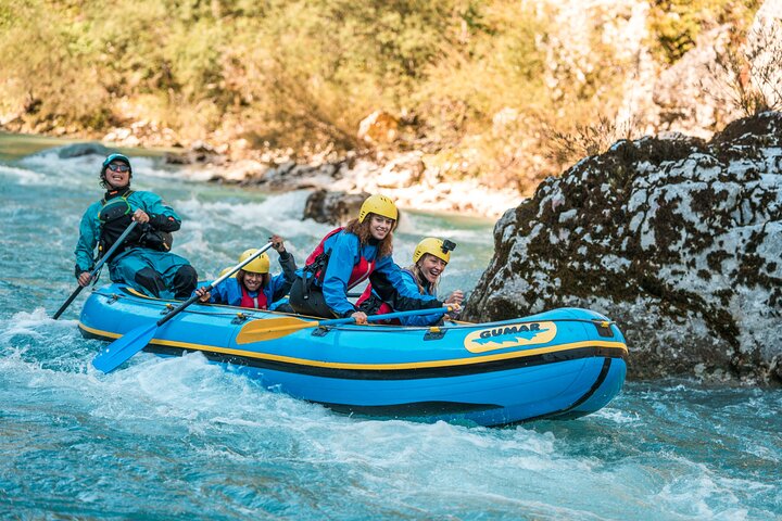 Soča River White Water Forsränning i Bovec med gratis foton