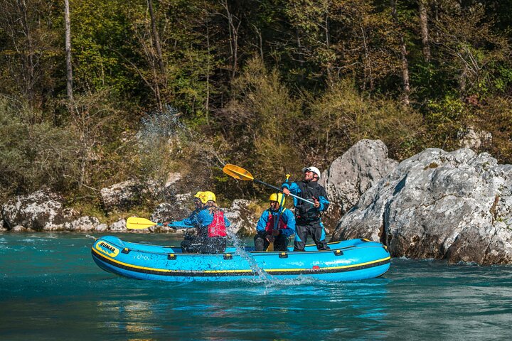 Soča River White Water Forsränning i Bovec med gratis foton