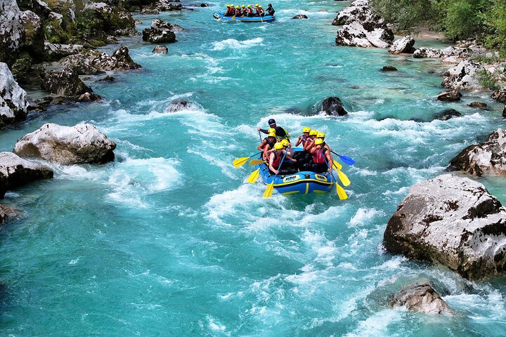 Soča River White Water Forsränning i Bovec med gratis foton