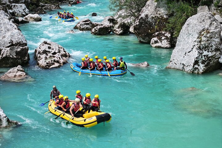 Soča River White Water Forsränning i Bovec med gratis foton