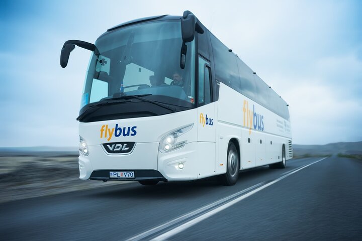 Flygplatstransfer : Keflavik flygplats till Reykjavik centrum på Island