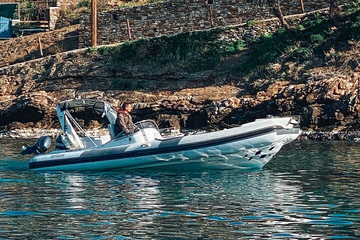 Tour privado en barco Paros, Antíparos y Laguna Azul - Medio día