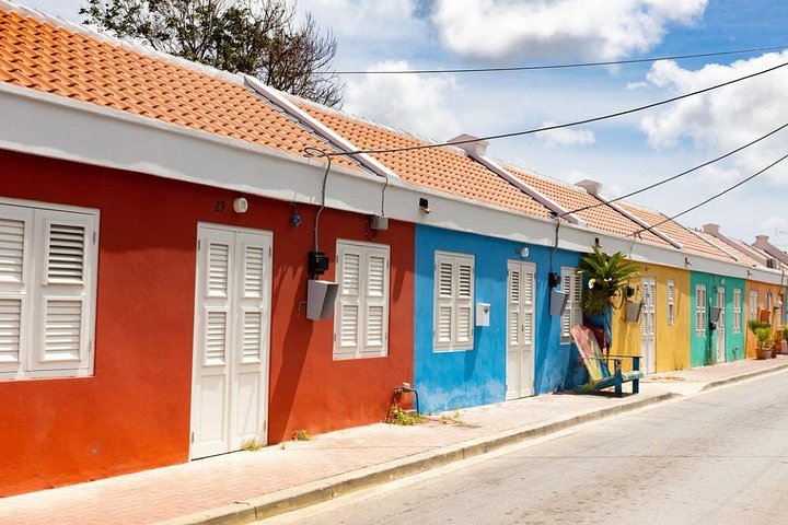 Colori & sapori: Città, Cultura e Autentica Degustazione di Curaçao Blu