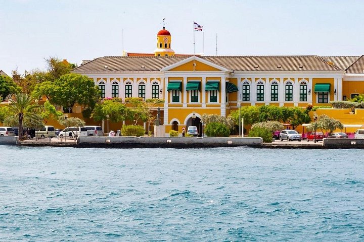 Colori & sapori: Città, Cultura e Autentica Degustazione di Curaçao Blu