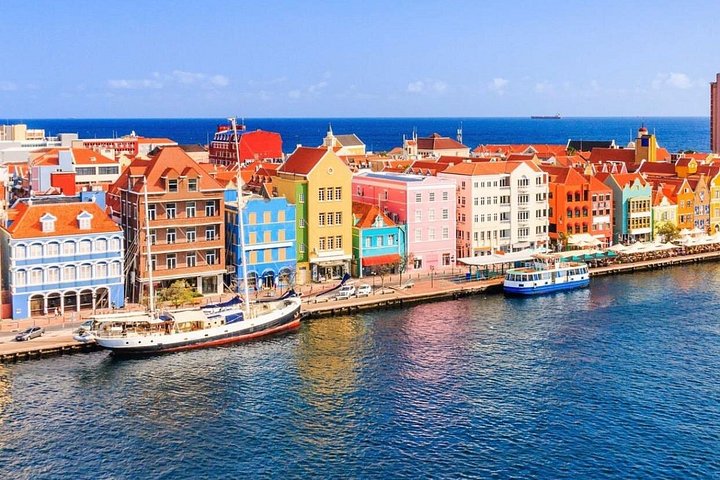 Colori & sapori: Città, Cultura e Autentica Degustazione di Curaçao Blu